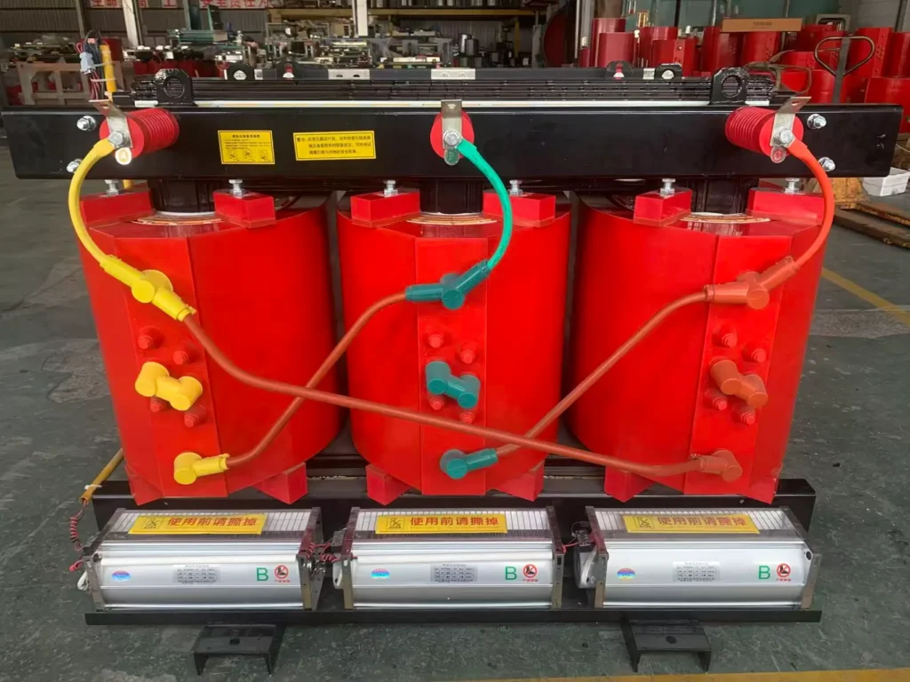 SCB13-250/10-0.4KV cast-resin dry-type transformer with three red windings and cooling fans